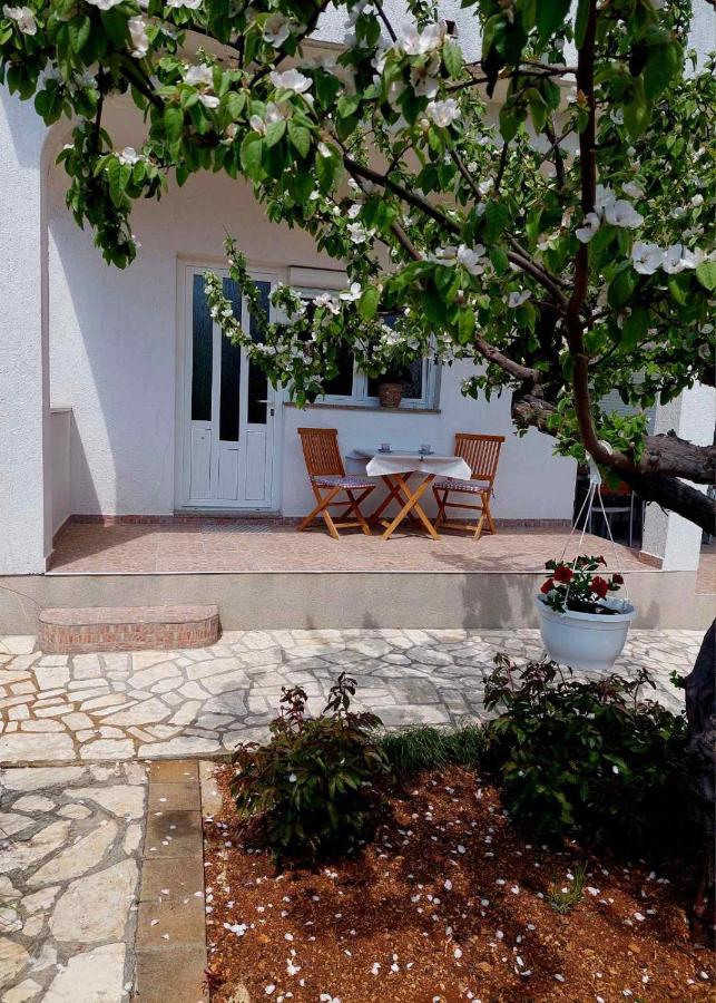 Rooms Hodanic Đảo Krk Ngoại thất bức ảnh