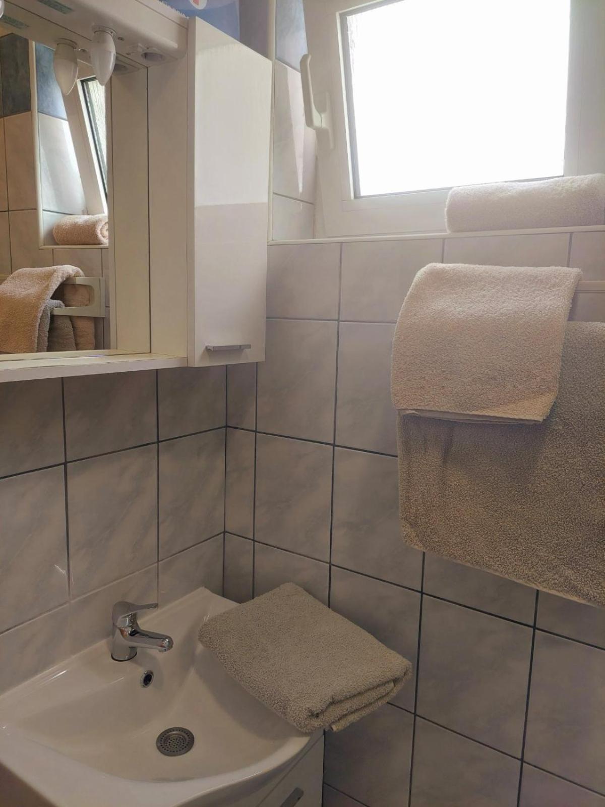 Rooms Hodanic Đảo Krk Phòng bức ảnh