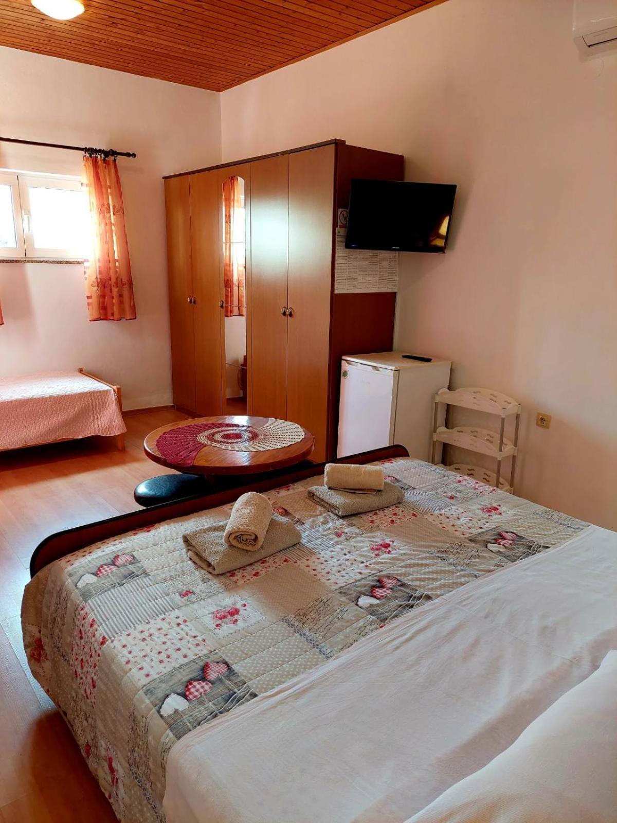 Rooms Hodanic Đảo Krk Phòng bức ảnh
